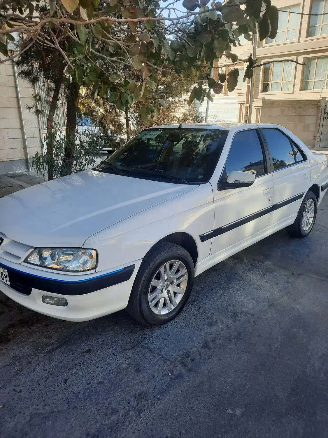 پژو پارس مدل ۴۰۱|خودرو سواری و وانت|بیرجند, |دیوار