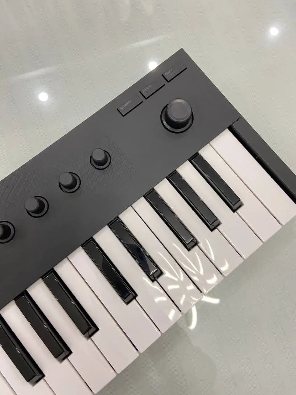 میدی کیبورد native instruments m32|پیانو، کیبورد، آکاردئون|تهران, نازیآباد|دیوار