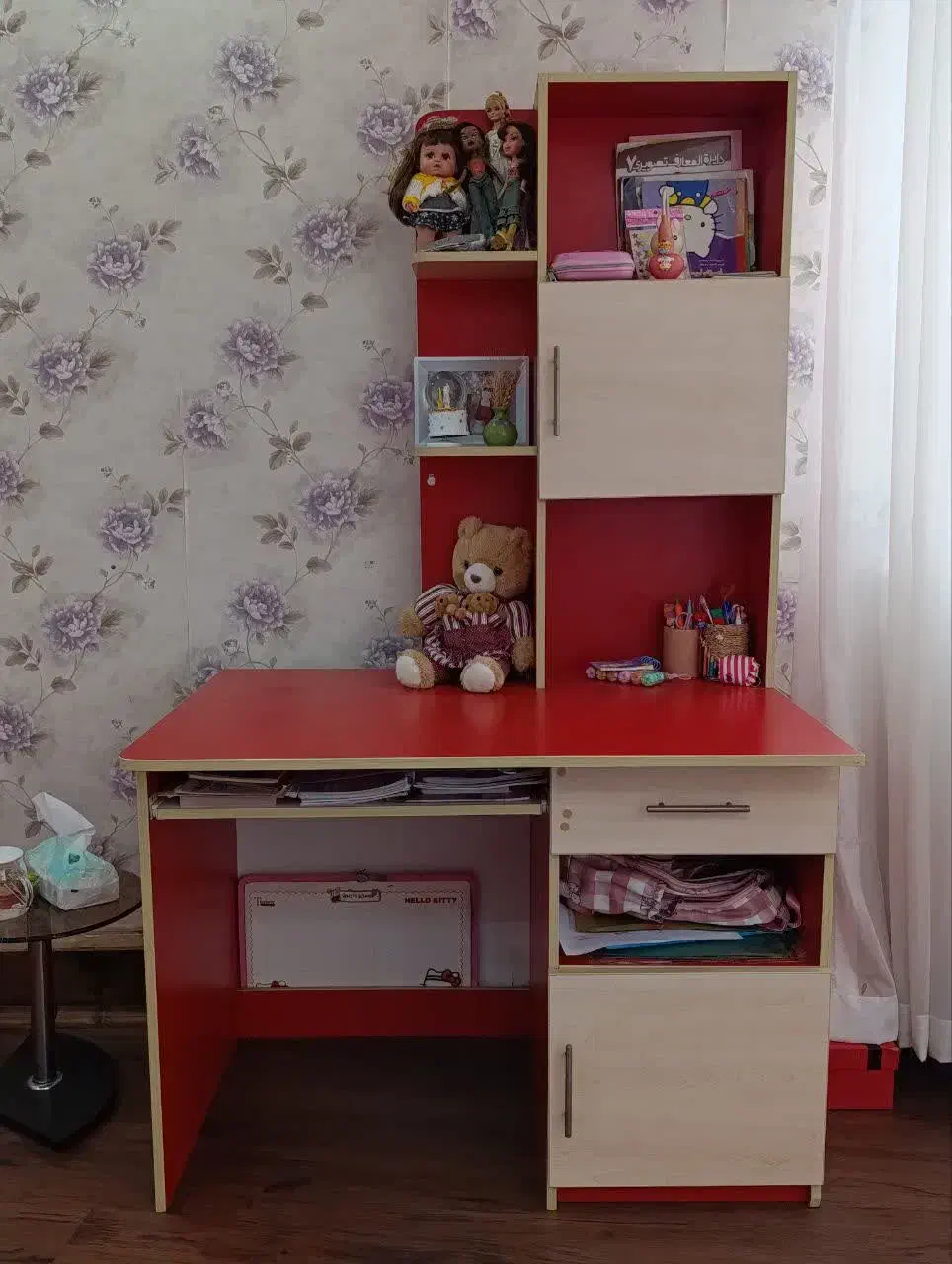 تخت و کمد و میز آرایش کودک|تخت و سرویس خواب|آستانه اشرفیه, |دیوار