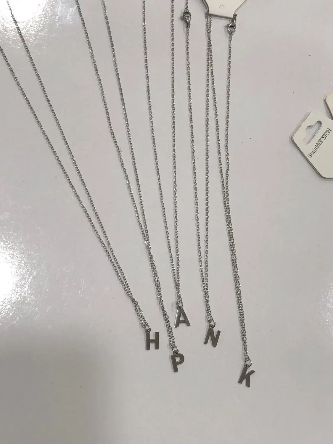 آویز گردنی حروف|بدلیجات|بندر انزلی, سپه|دیوار