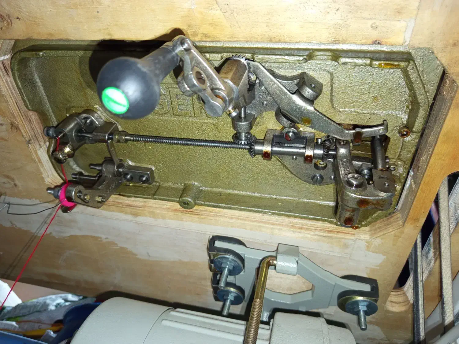 چرخ خیاطی چکن دوز|لوازم خیاطی و بافتنی|ایرانشهر, |دیوار