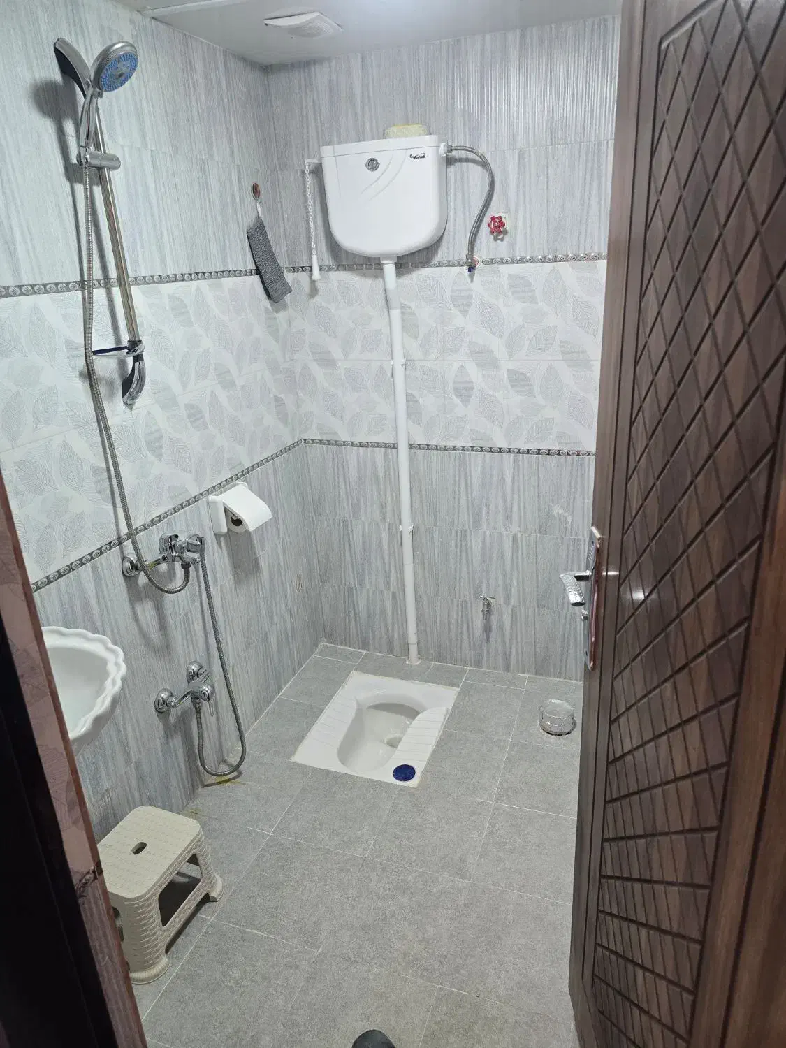 خانه باغ نوساز واقع در یحیی اباد جنب شکرریز|فروش خانه و ویلا|کاشان, مزرعه نو|دیوار