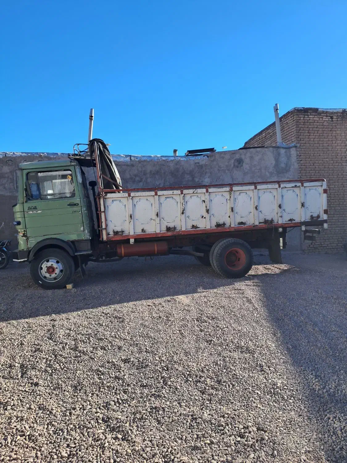 خاور۸۰۸ مدل ۶۳|خودرو سنگین|قزوین, |دیوار