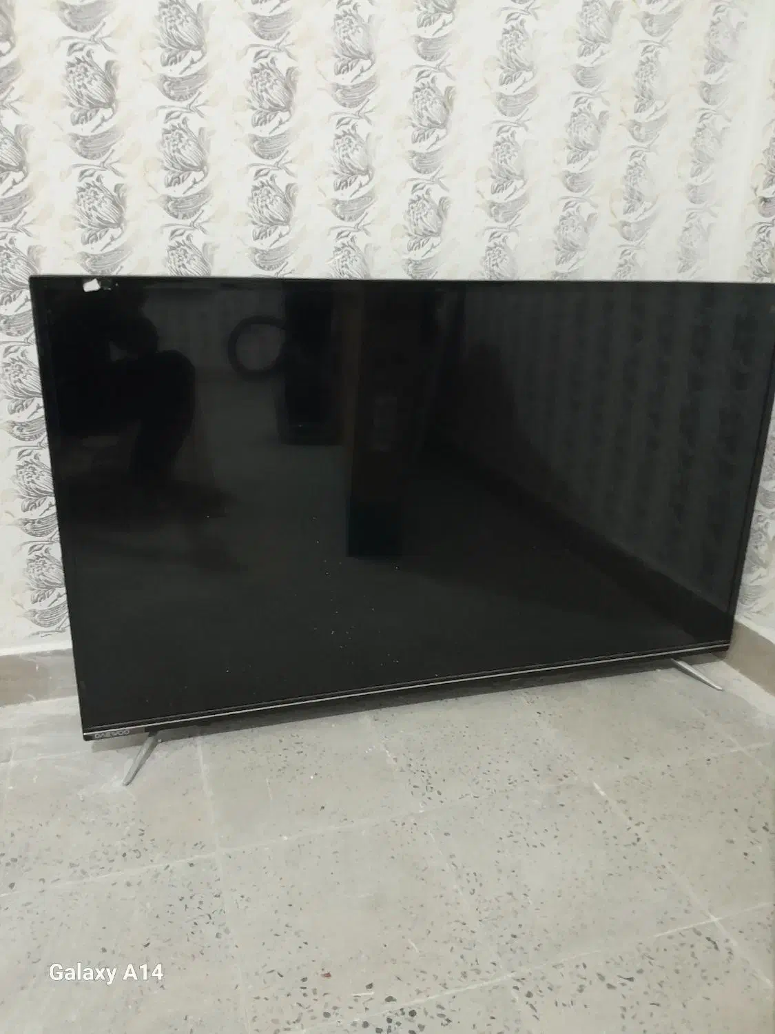 تلویزیون ۵۵ تعمیری|تلویزیون و پروژکتور|دورود, |دیوار