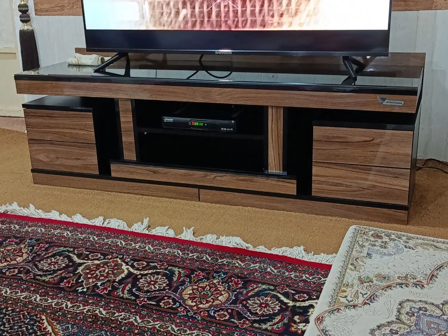 میزتلفزیون|میز تلویزیون|اهواز, شهرک رزمندگان|دیوار