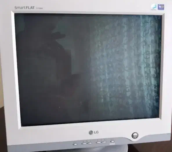 مانیتور الجی 17 اینچ|قطعات و لوازم جانبی رایانه|ملایر, |دیوار