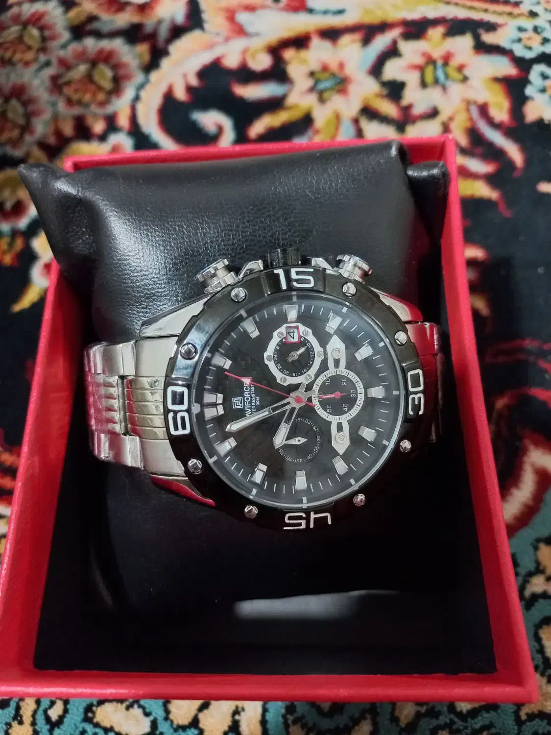 ساعت|ساعت|قم, شهر قائم|دیوار