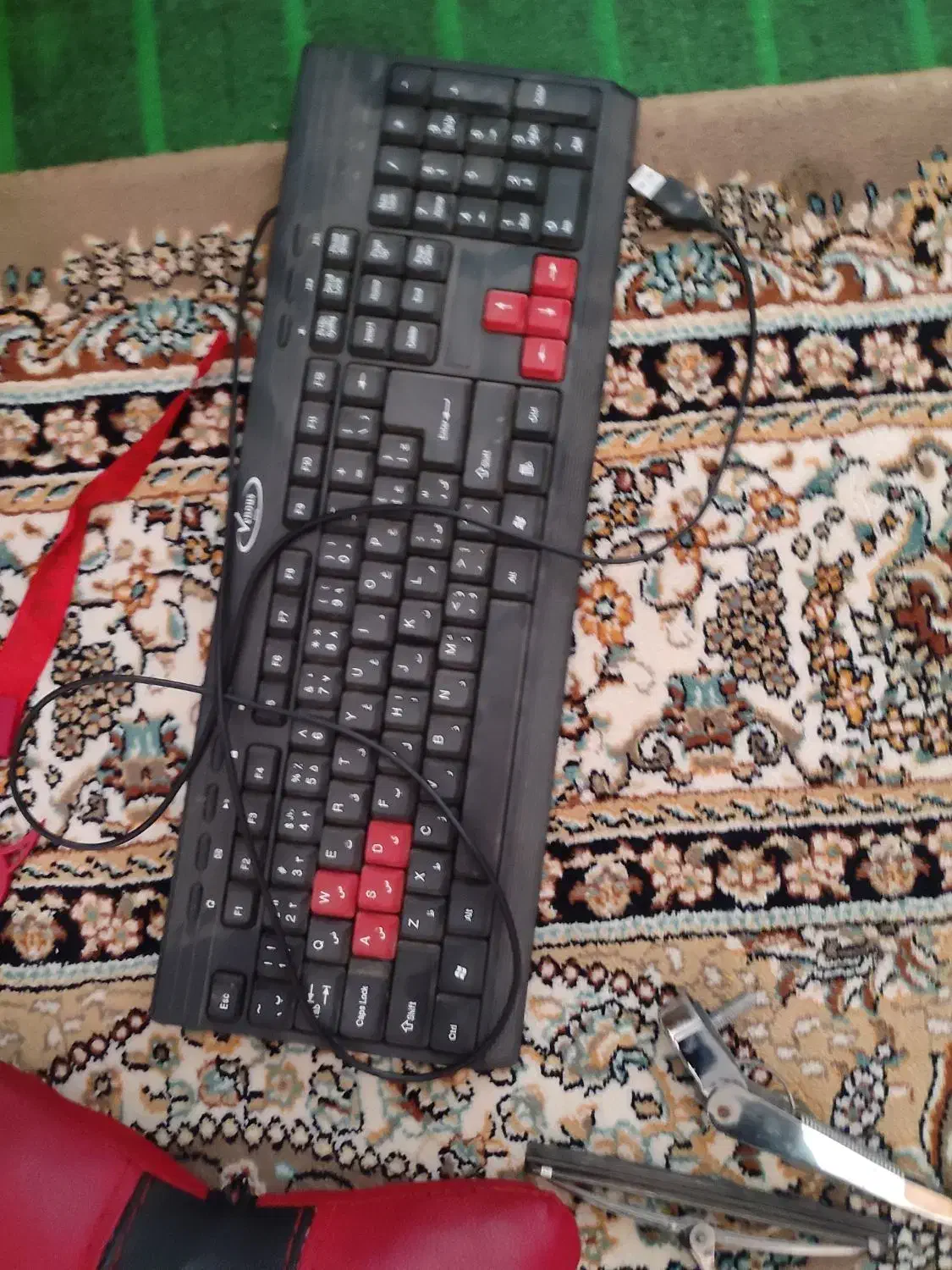 کیبورد کامپیوتر|قطعات و لوازم جانبی رایانه|کاشان, مشکات|دیوار