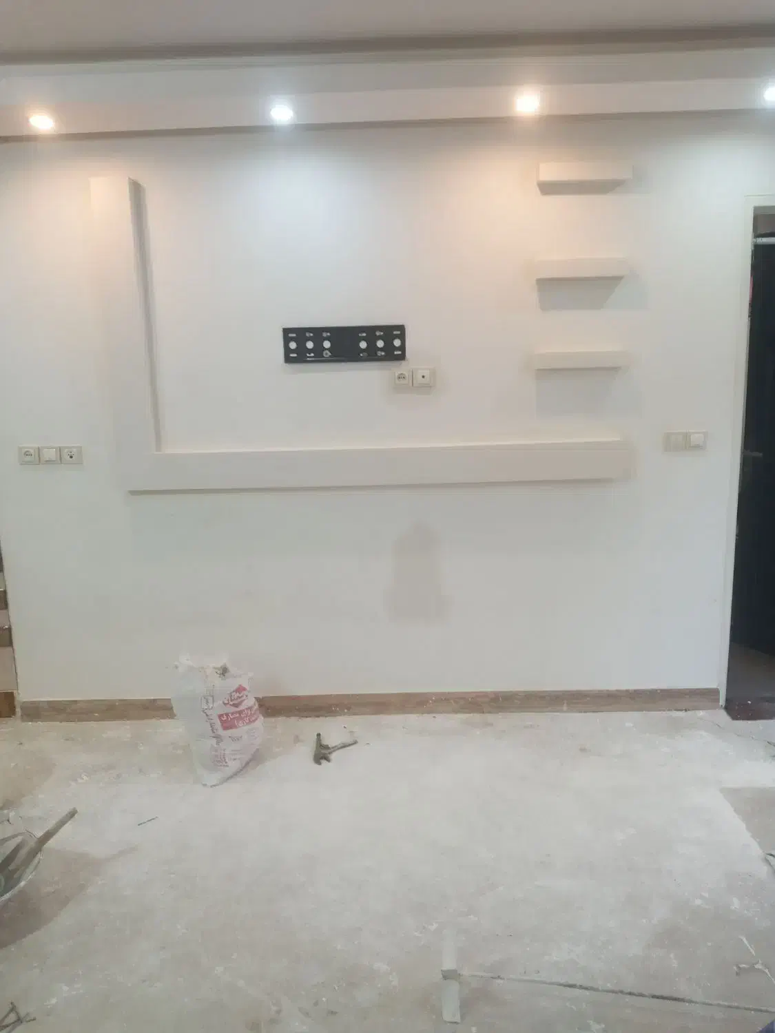 گچ کاری خورده کار ،تخریب|خدمات پیشه و مهارت|همدان, |دیوار