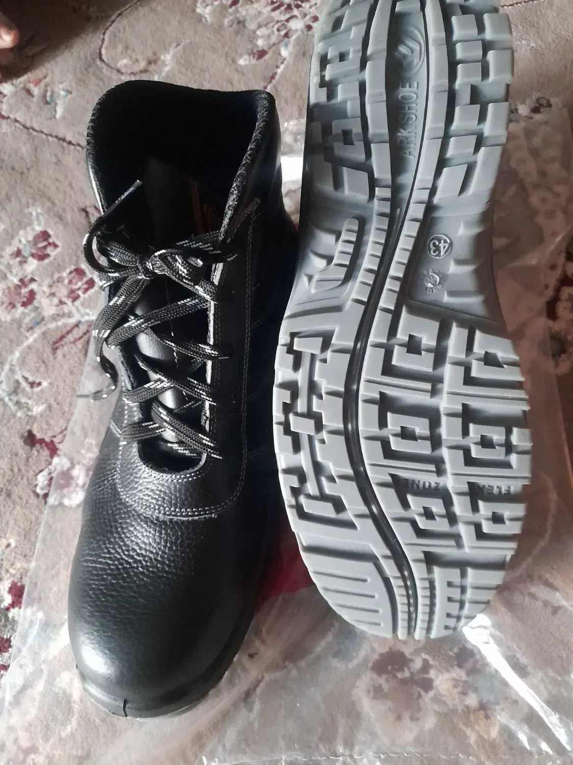 کفش ایمنی|کیف، کفش، کمربند|ایلام, |دیوار