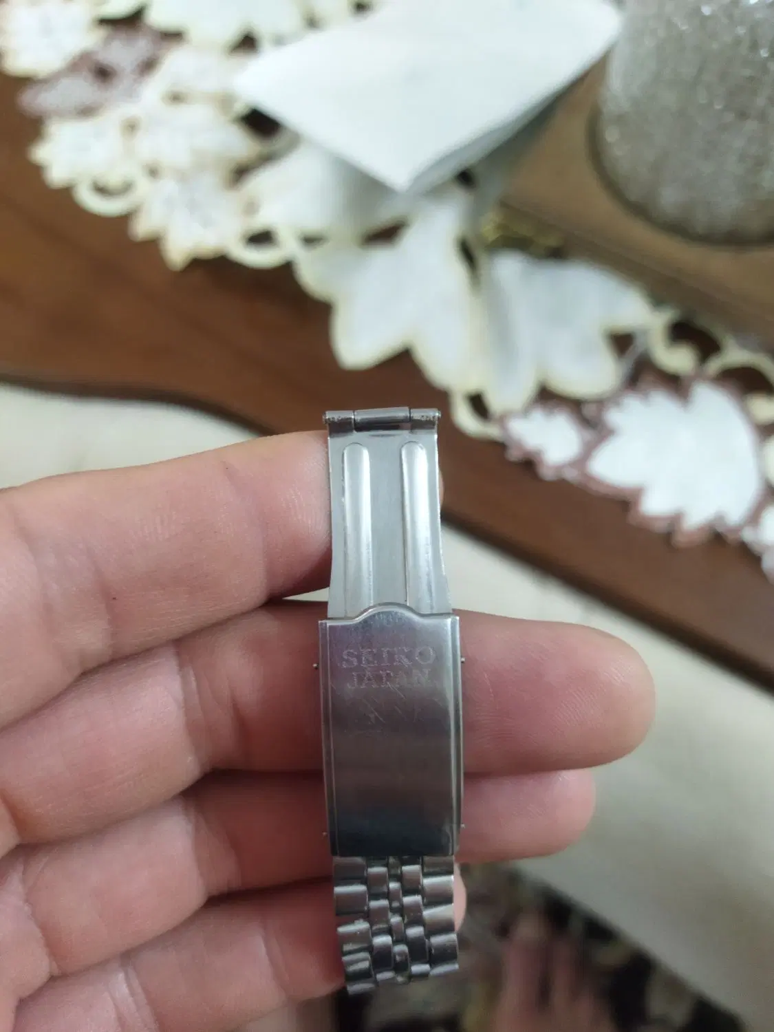 ساعت شیکو5|ساعت|کوهسار (البرز), |دیوار