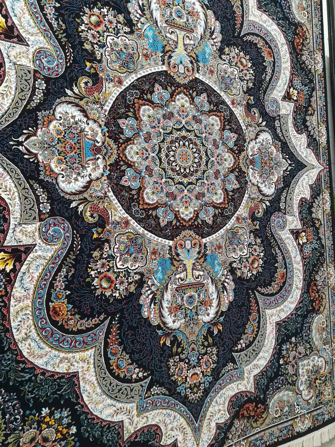 فرش ۹متری|فرش|خرم‌آباد, |دیوار