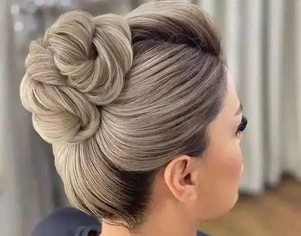 خدمات آرایشی در سالن زیبایی رومیسا در بلوار دیلمان|خدمات آرایشگری و زیبایی|رشت, دیلمان|دیوار