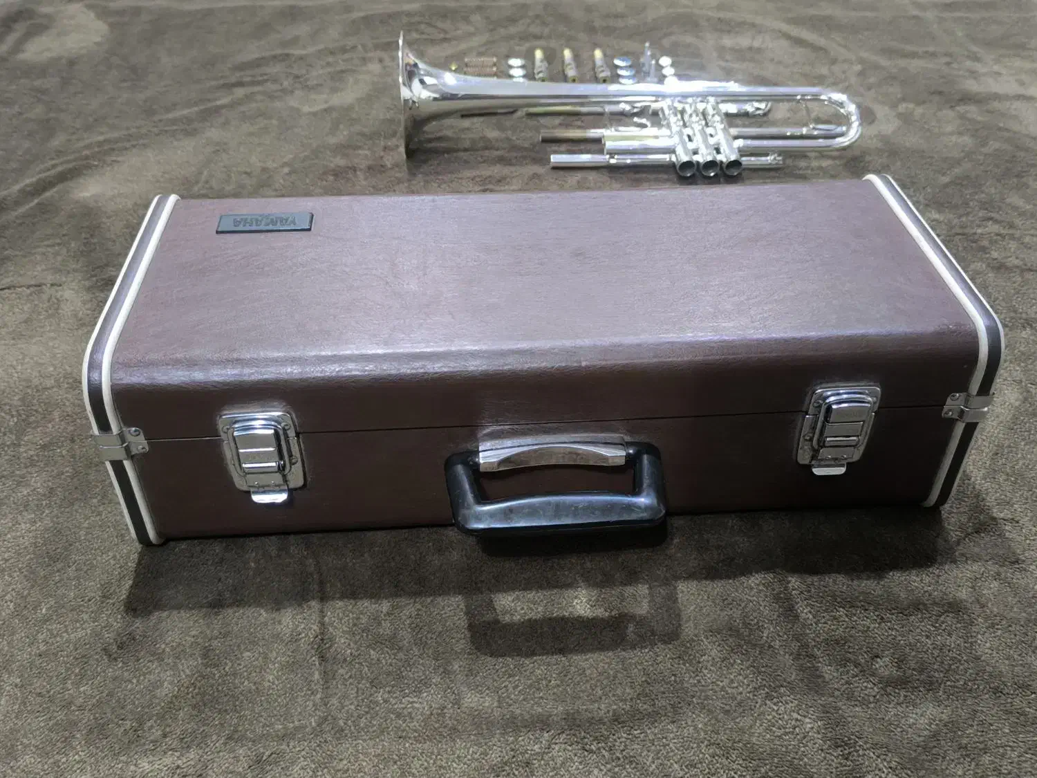 جعبه ساز ترومپت یاماها ۲۳۳۵|سازهای بادی|قم, کیوانفر|دیوار