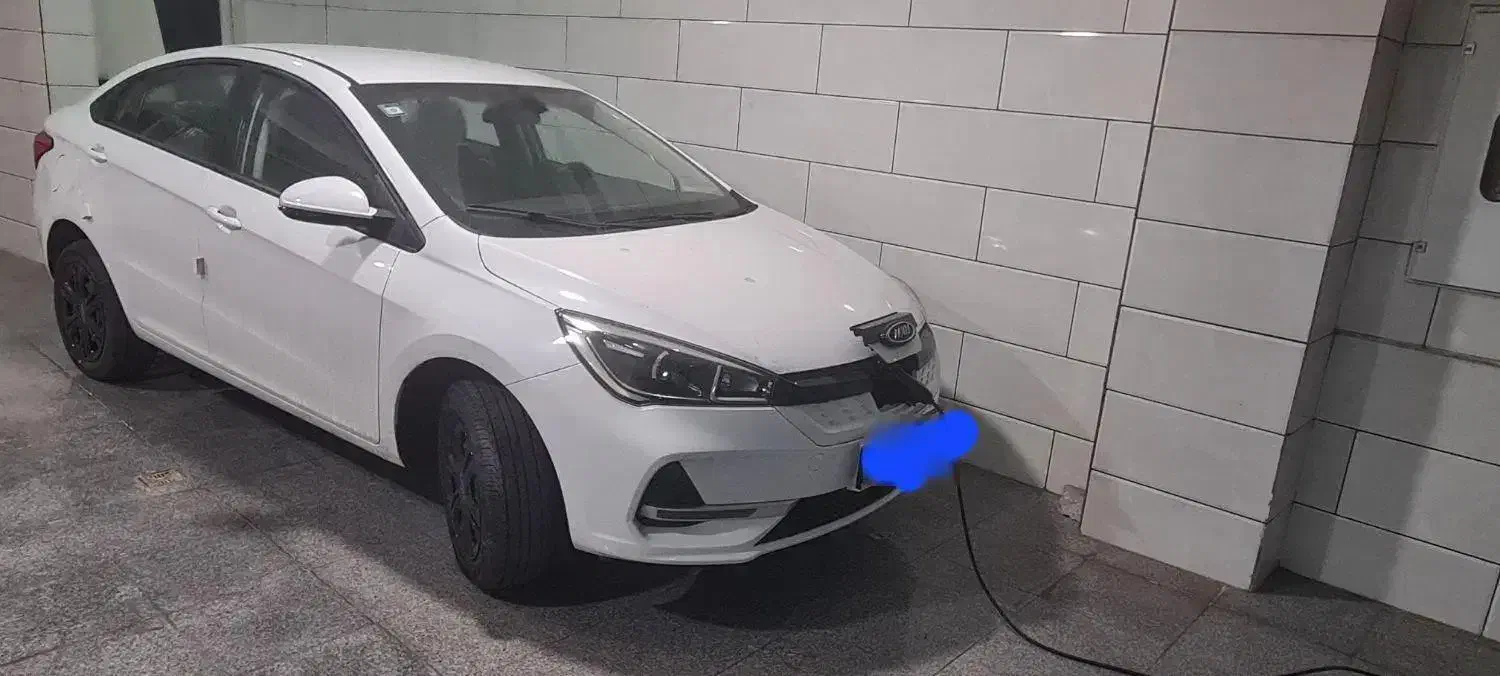 اریزو ۵ برقی|خودرو سواری و وانت|قم, آزادگان|دیوار