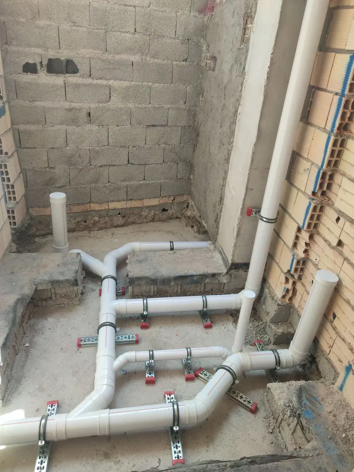 لوله کشی آب،فاضلاب،استخرجکوزی،پکیج رادیات،تصفیه آب|خدمات پیشه و مهارت|بندر انزلی, پاسداران|دیوار