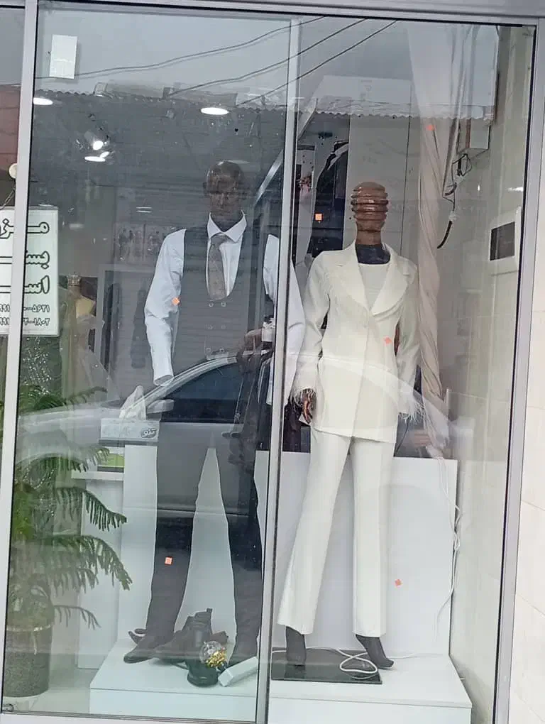 مانکن زنانه و مردانه|فروشگاه و مغازه|آبدانان, |دیوار