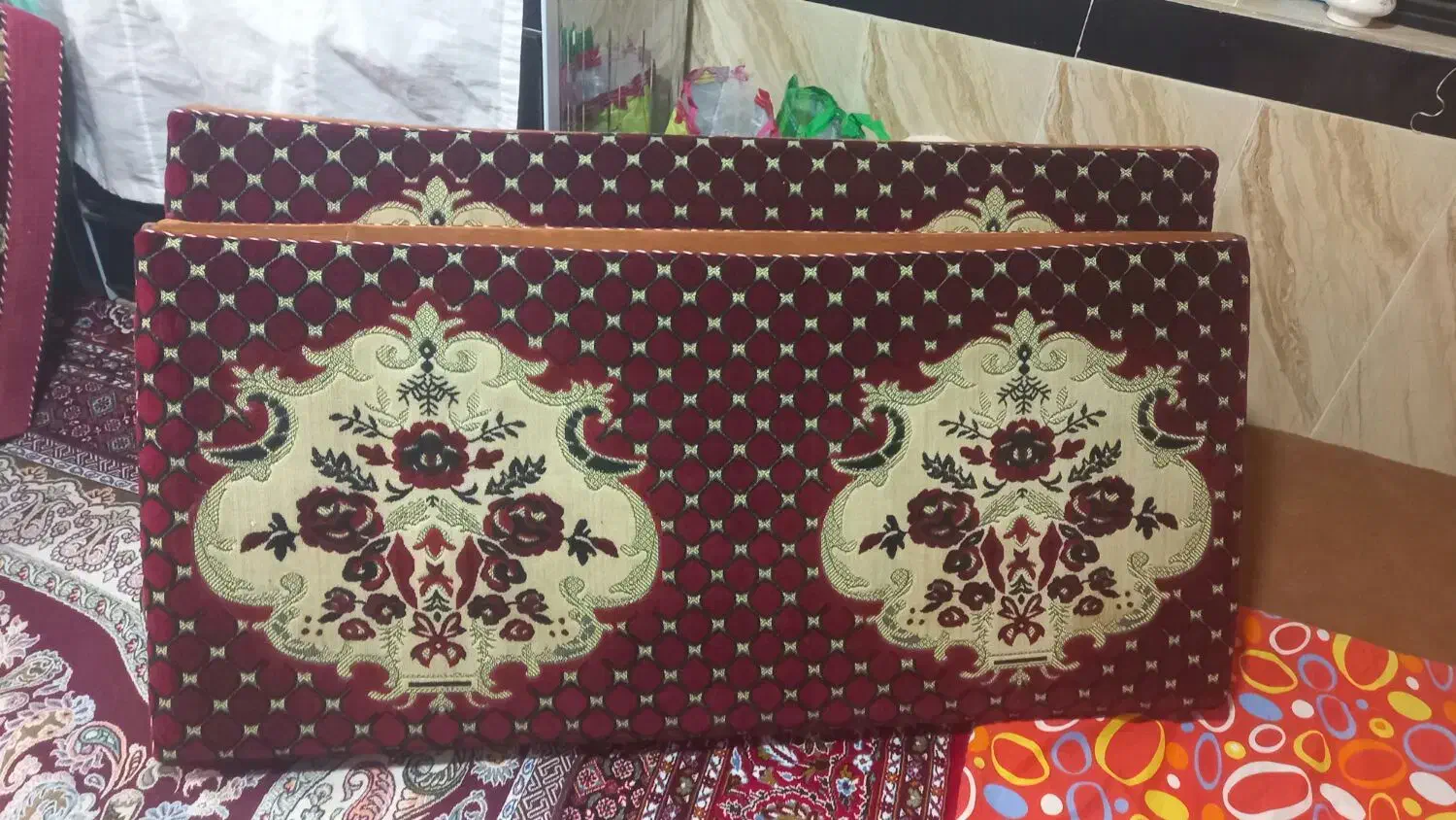 دو جفت پشتی راحتی|پشتی|مشگین شهر, |دیوار