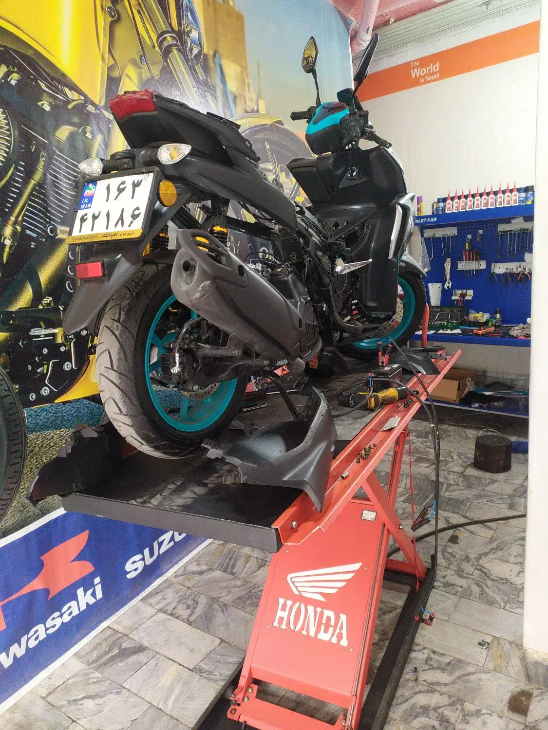 تعمیرات تخصصی موتور های اتوماتیک و انژکتوری|خدمات موتور و ماشین|قروه, |دیوار