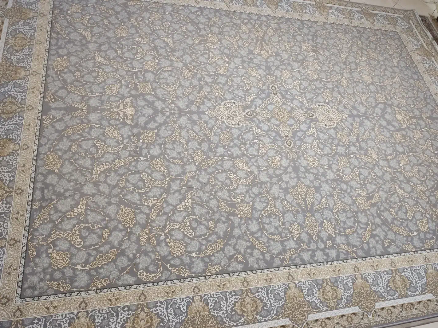 فرش نو|فرش|تهران, امیر بهادر|دیوار