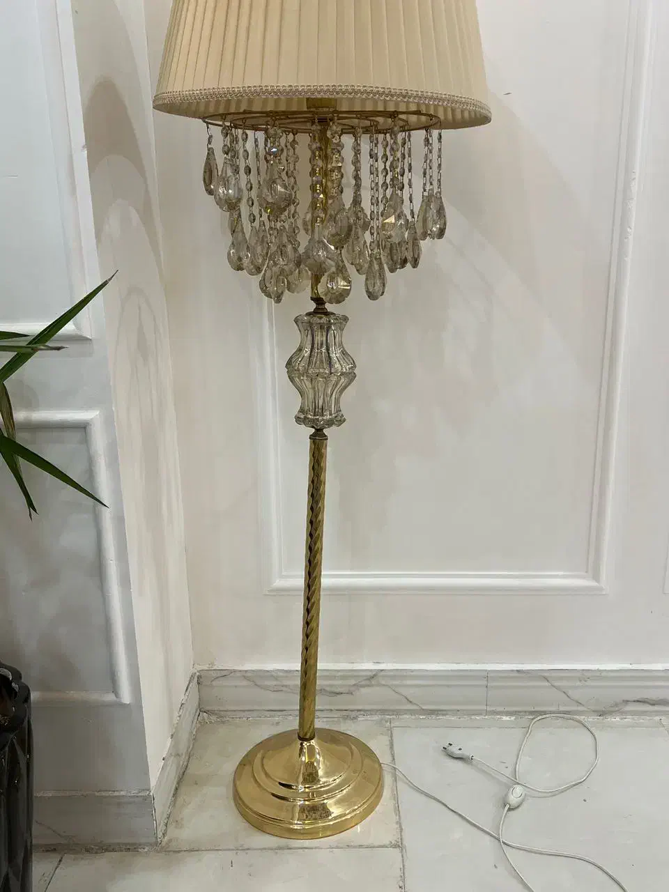 اباژور سلطنتی بسیار شیک و زیبا|چراغ خواب و آباژور|زاهدان, |دیوار