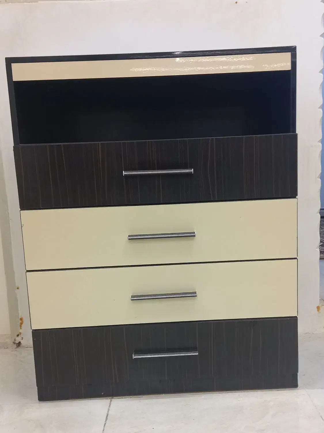 دراور 4کشو شیک|جاکفشی، کمد، دراور|گلپایگان, |دیوار