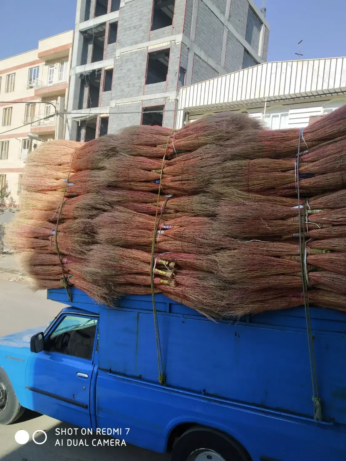 جارو محلی|لوازم نظافت|سنندج, |دیوار