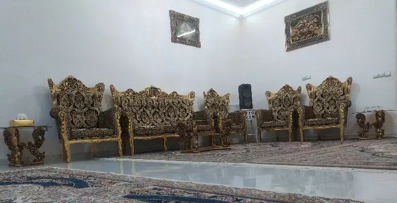 مبلمان سلطنتی 9نفره شیک و نو|مبلمان خانگی و میز عسلی|ایلام, |دیوار