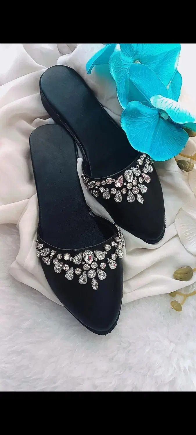 صندل مجلسی|کیف، کفش، کمربند|زهک, |دیوار