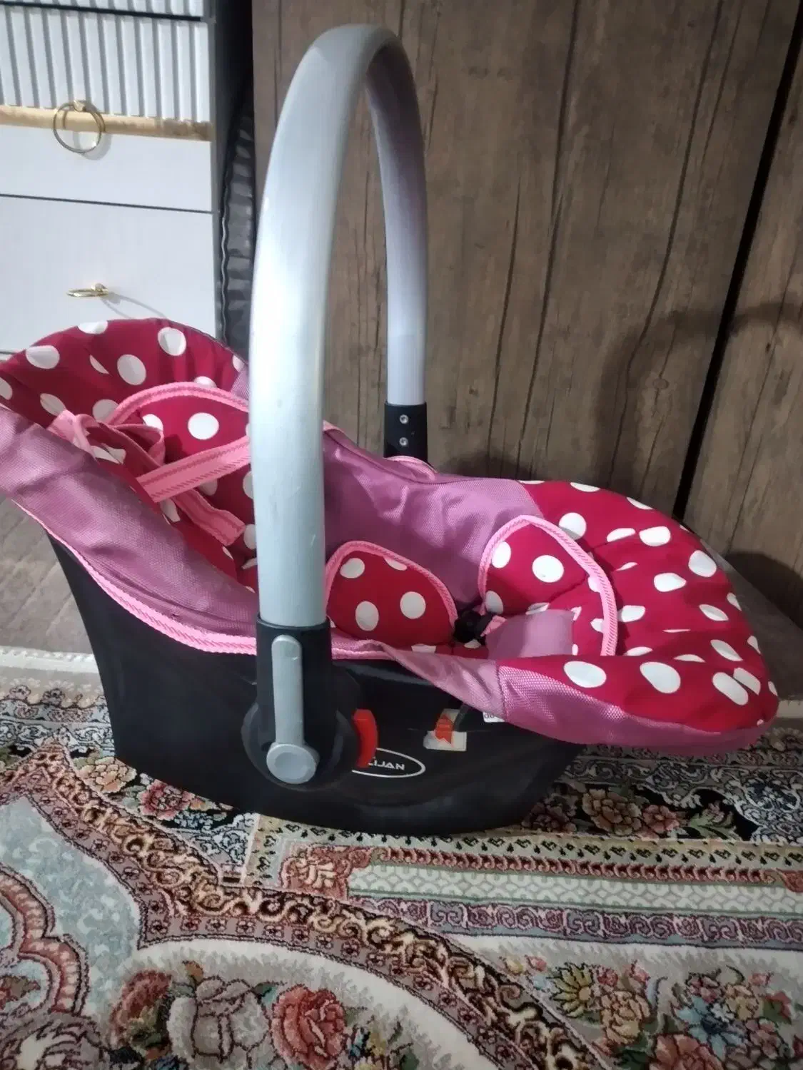 کریر نو|کالسکه و لوازم جانبی|بجنورد, |دیوار