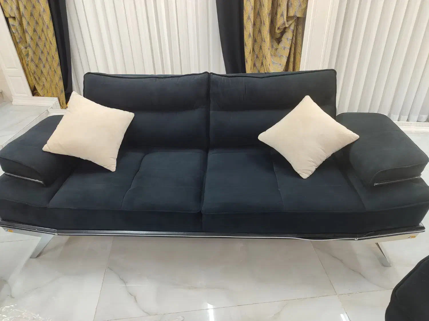 مبلمان نو پایه فلزی زیر قیمت بازار|مبلمان خانگی و میز عسلی|تاکستان, |دیوار