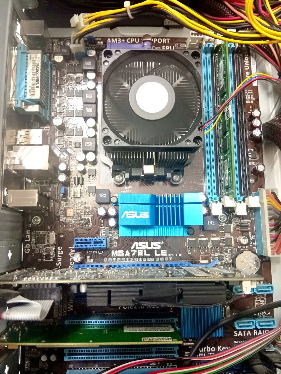 کیس گیمینگ قدرتمند|رایانه رومیزی|مشهد, عبادی|دیوار