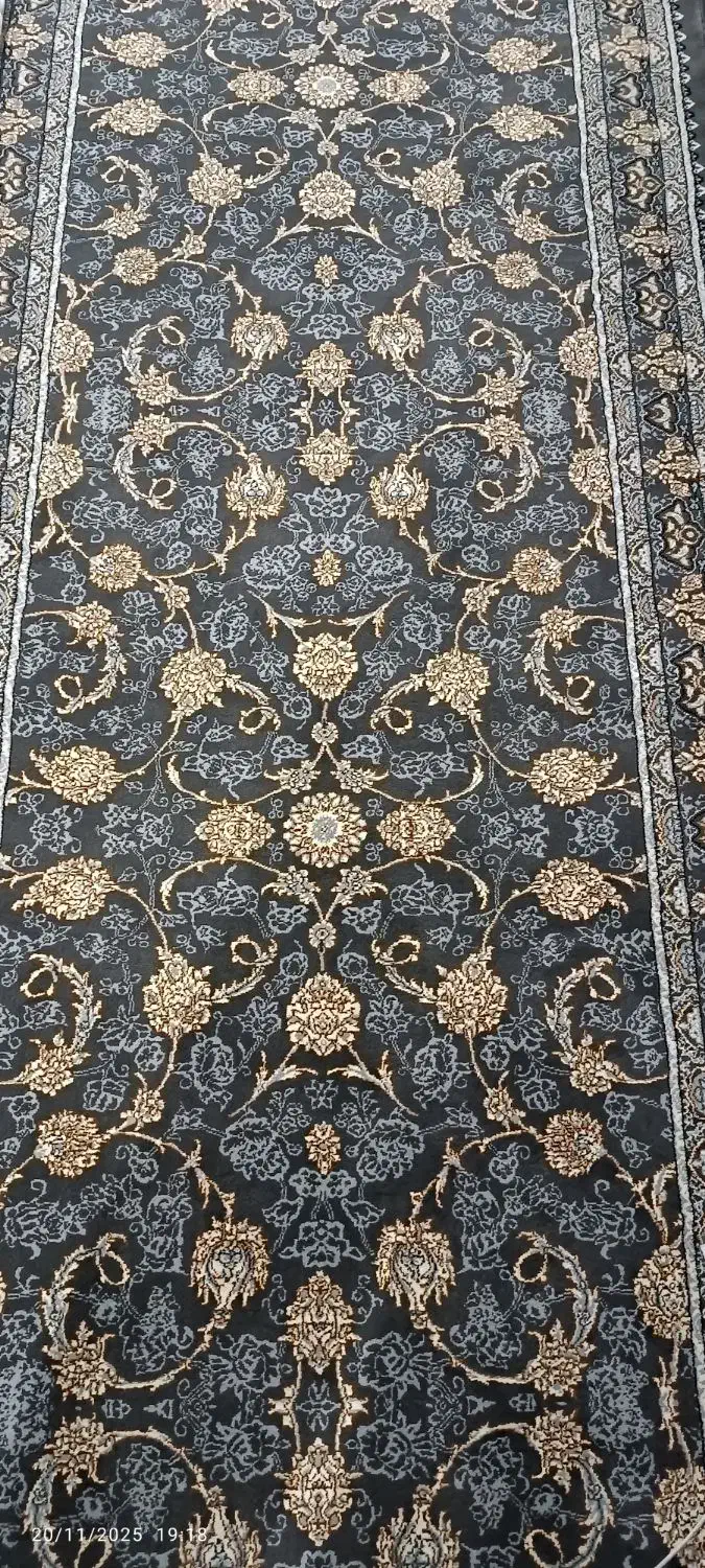 فرش نو نو سه روزه خریدم با فرش هام هم خونی نداره|فرش|کرج, سی متری صنعتکاران|دیوار