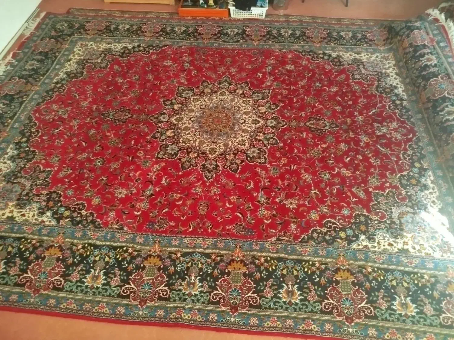 فروش دو عدد فرش|فرش|میانه, |دیوار