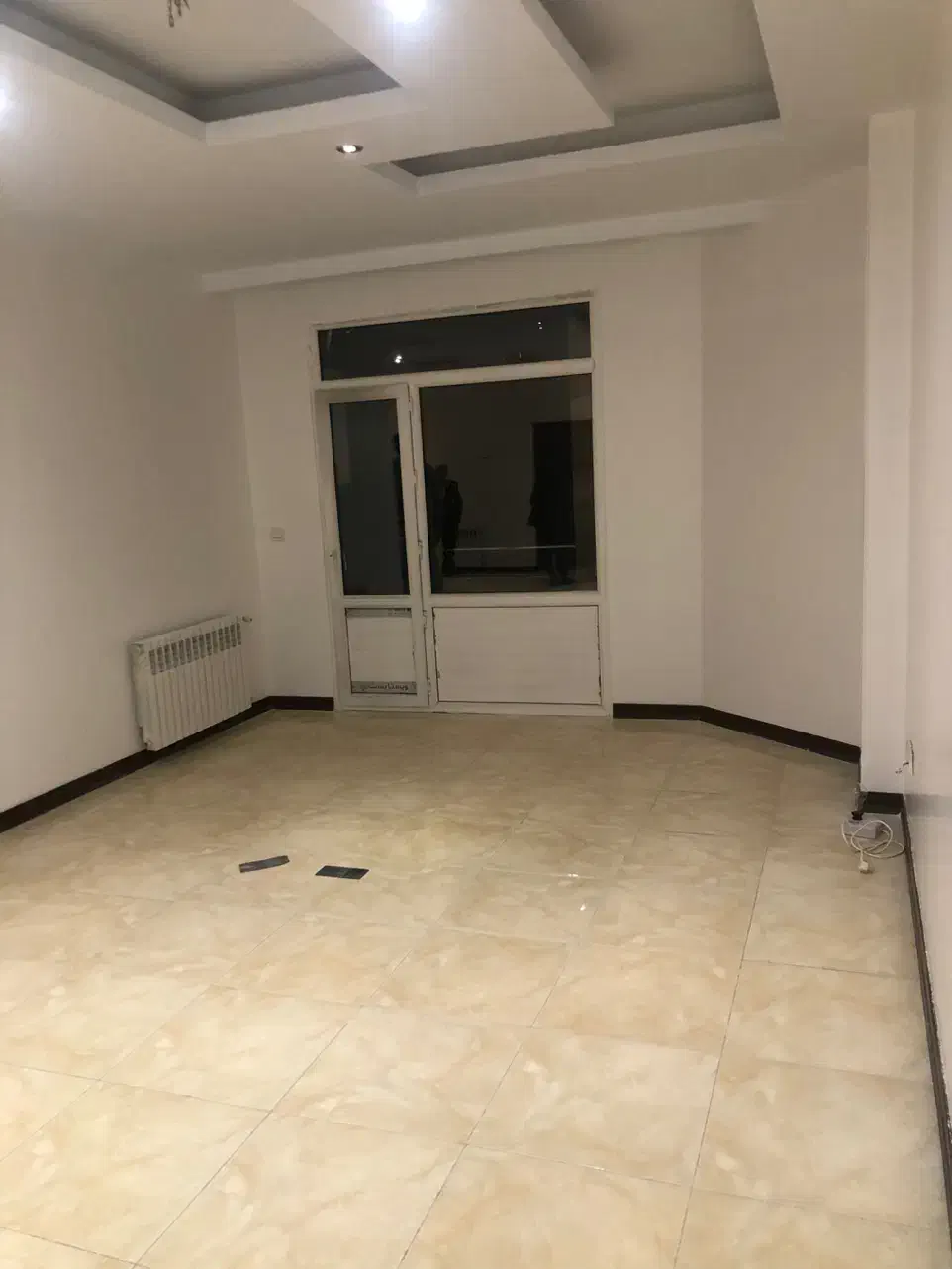 آپارتمان  ۸۶  متر ۲ خواب / فول رنگ بازسازی / لوکس