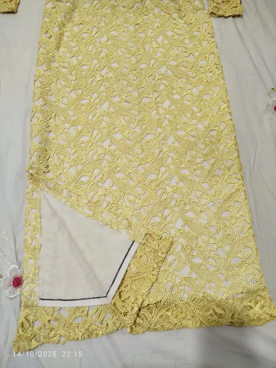 لیاس مجلسی|لباس|پیشوا, |دیوار