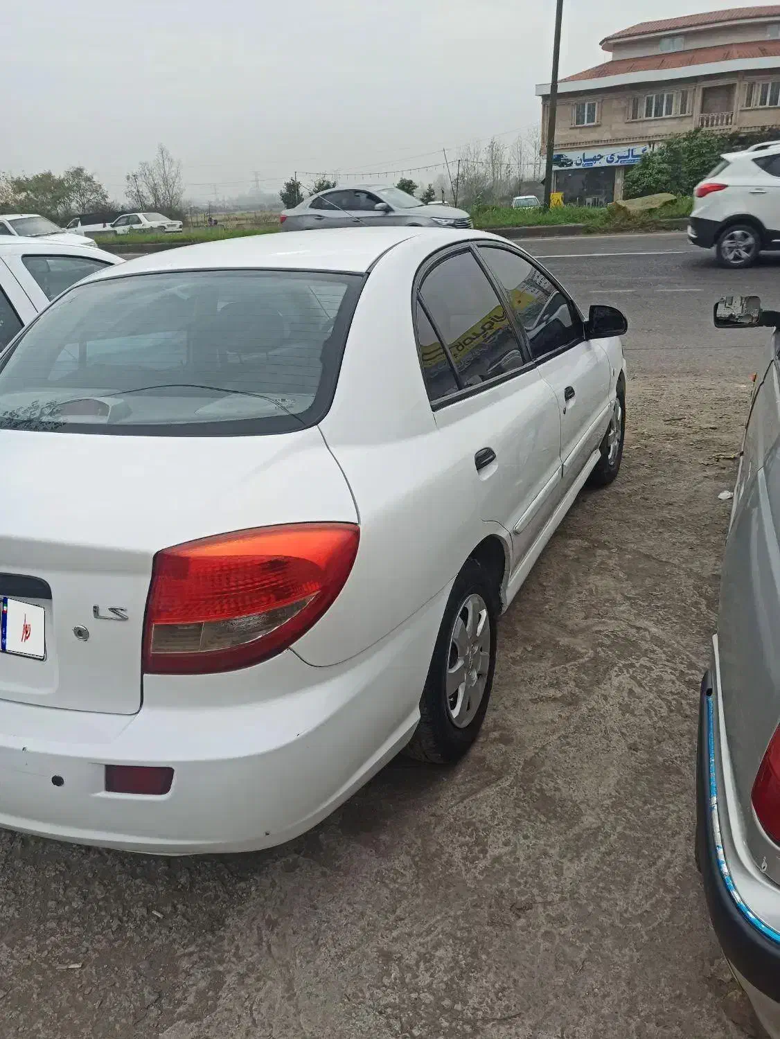 ریو درجه یک|خودرو سواری و وانت|لاهیجان, بازکیاگوراب|دیوار