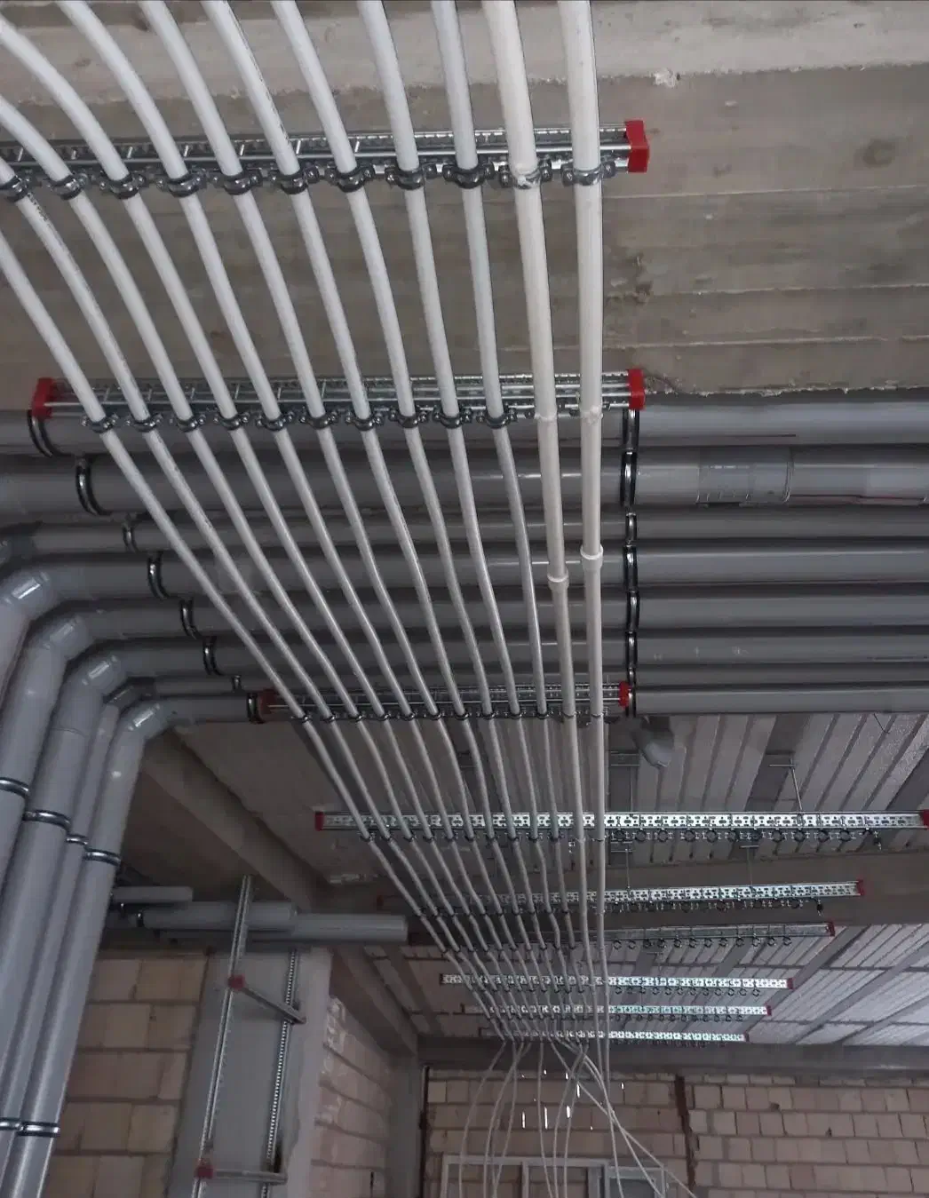 لوله کش تاسیسات آب فاضلاب شیرالات روشویی پمپ فرنگی|خدمات پیشه و مهارت|گرگان, |دیوار