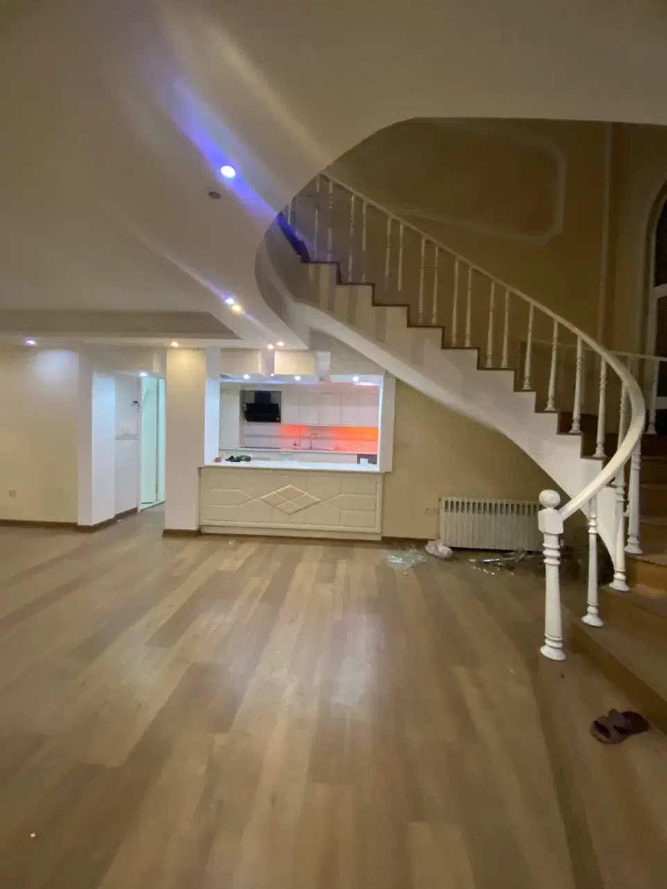 اجاره ۴خوابه دوبلکس ۳پارکینگه خیابان۱۶۹/بلوارگیلان|اجارهٔ آپارتمان|رشت, بلوار گیلان|دیوار