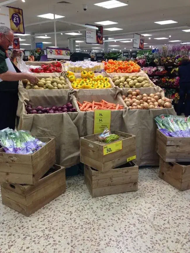 فروش مغازه تجاری در بازار روز|فروش مغازه و غرفه|برازجان, |دیوار