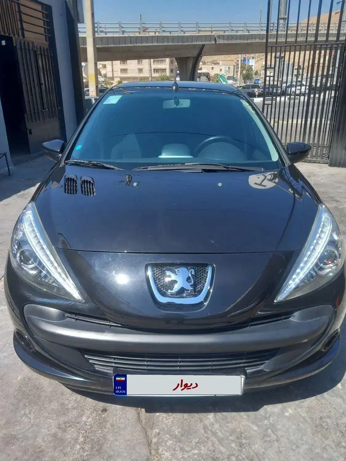 ۲۰۷اتومات مدل۹۷|خودرو سواری و وانت|شیراز, شهرک پرواز|دیوار