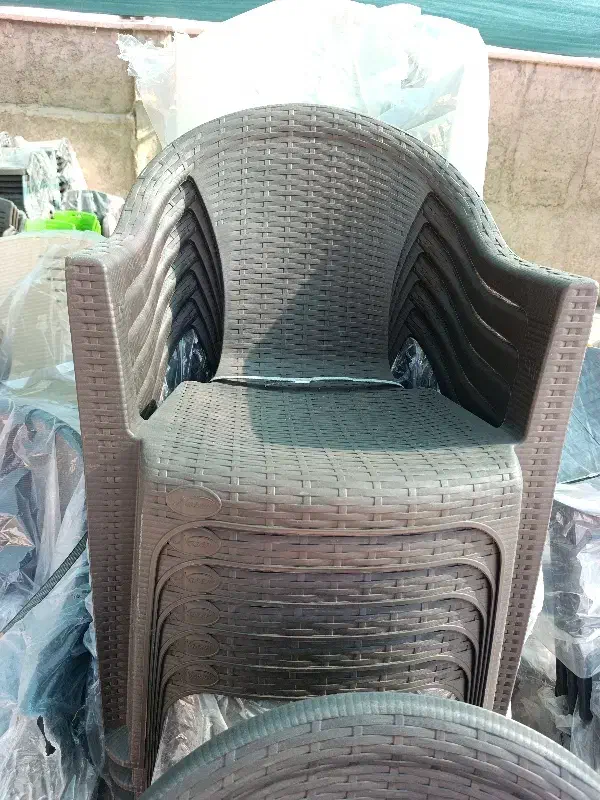 صندلی حصیربافت پلاستیکی|میز و صندلی غذاخوری|شیراز, محراب|دیوار