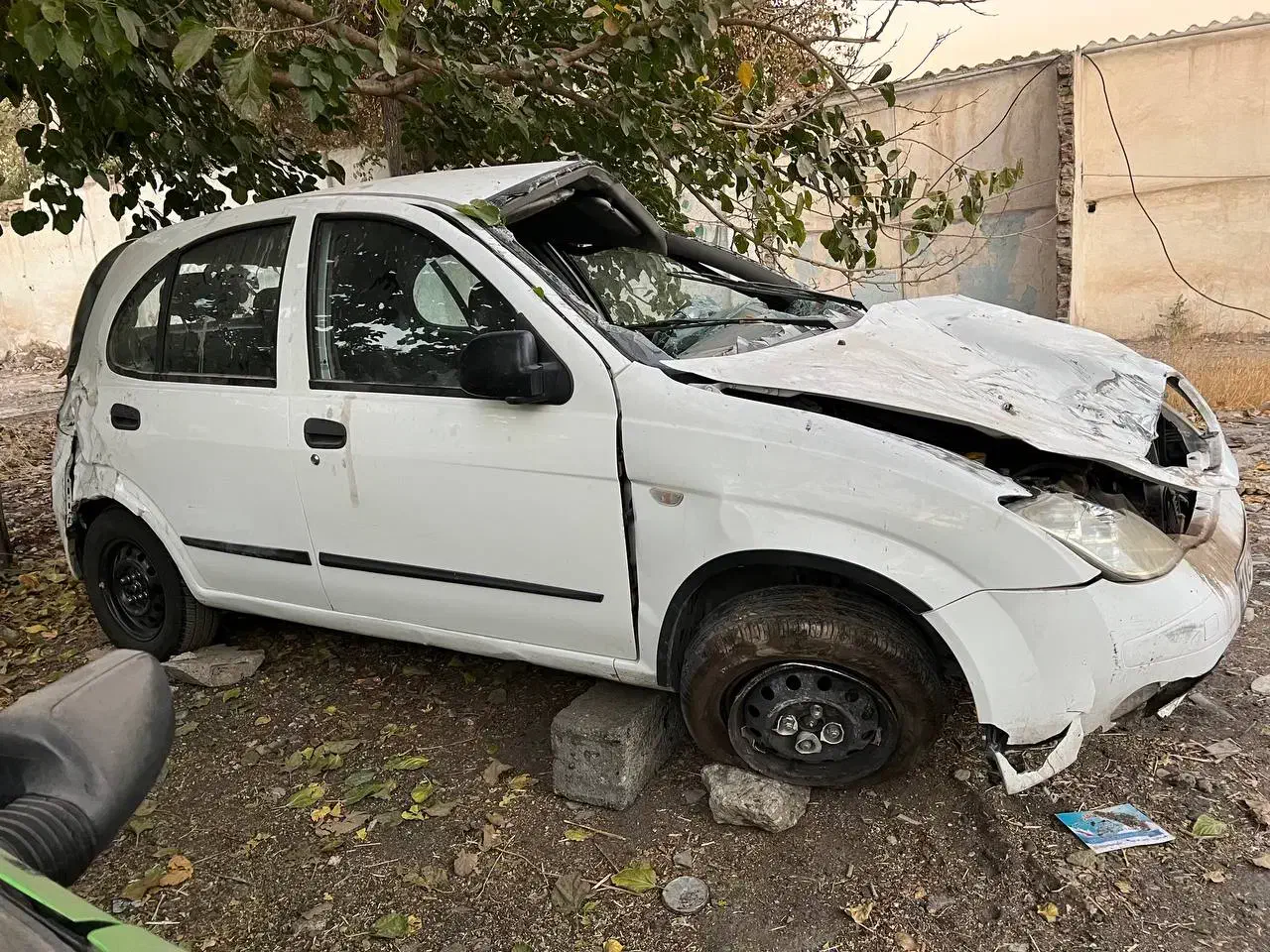 تصادفی تیبا۲|خودرو سواری و وانت|اسلام‌شهر, شهرک لاله|دیوار