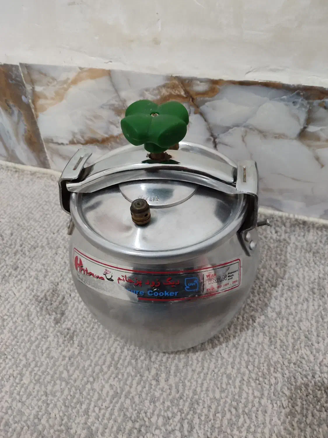 زودپز هشت نفره|ظروف پختوپز|مرودشت, ثبت احوال|دیوار