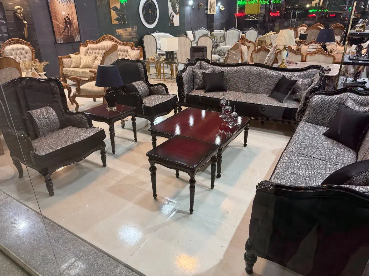 مبلمان سلطنتی اقساطی|مبلمان خانگی و میز عسلی|همدان, |دیوار