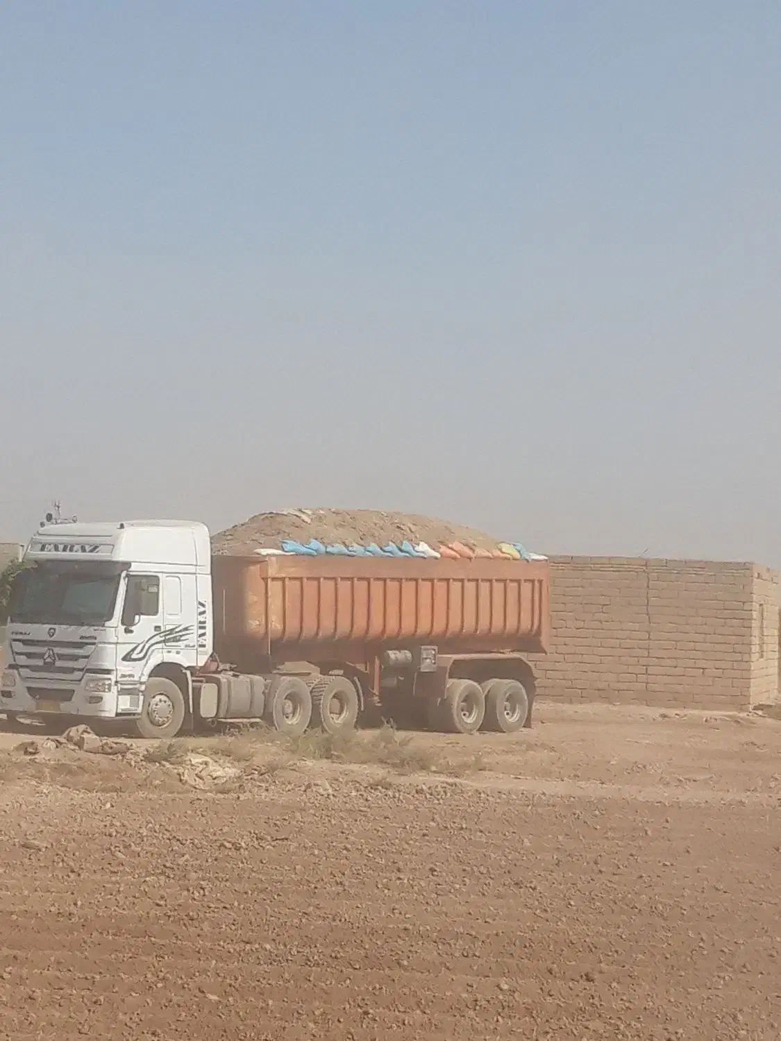 کود مرغی گوشتی درجه 1 مستقیم از سالن|خدمات باغبانی و درختکاری|دزفول, |دیوار