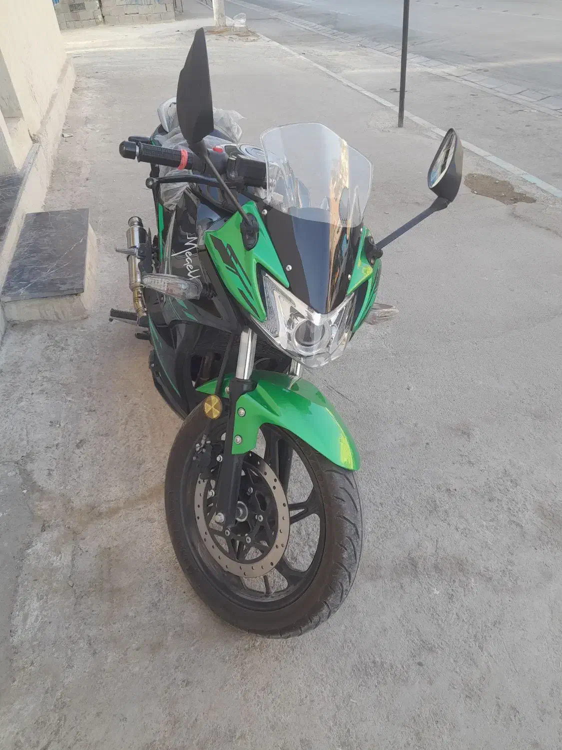 موتور مگلی۲۰۰|موتورسیکلت|اصفهان, خانه اصفهان|دیوار