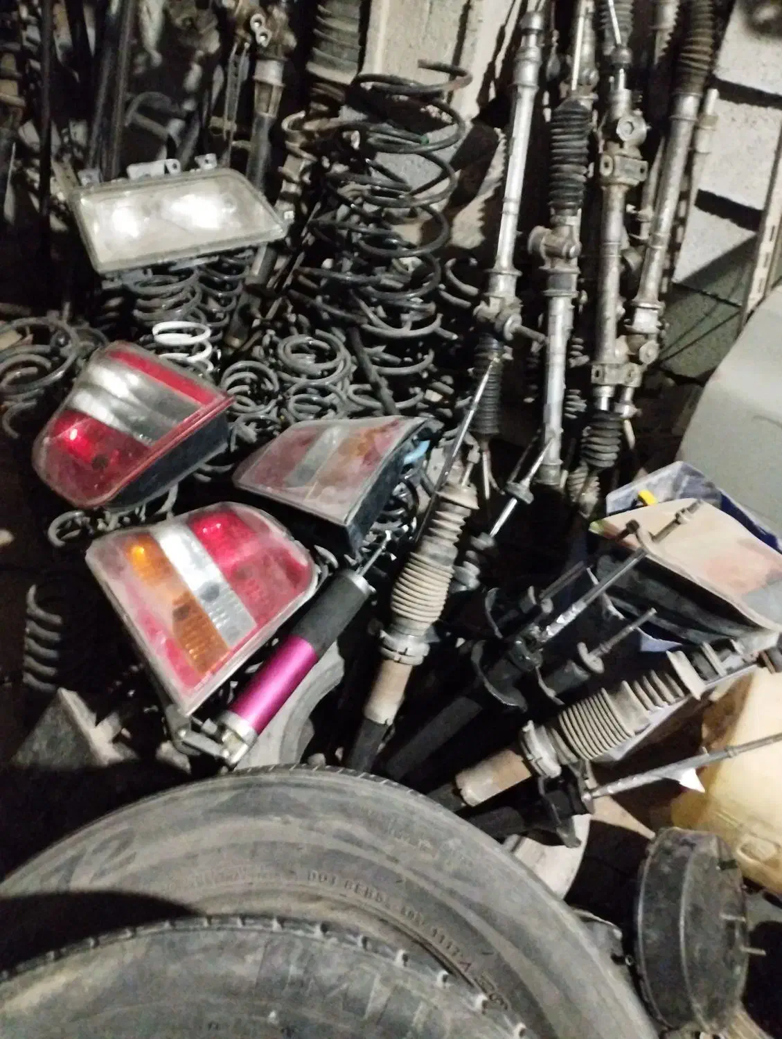 لوازم استوک خودرو|قطعات یدکی و لوازم جانبی|زاهدان, |دیوار