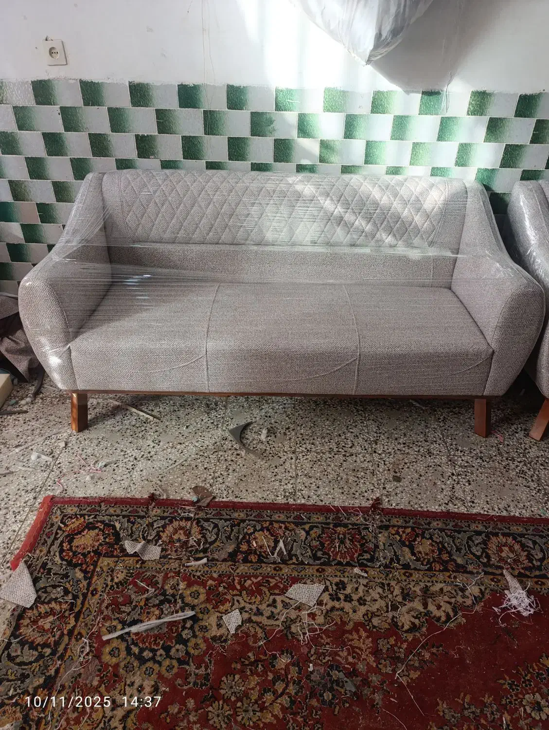 مبلمان رویال|مبلمان خانگی و میز عسلی|آق قلا, |دیوار