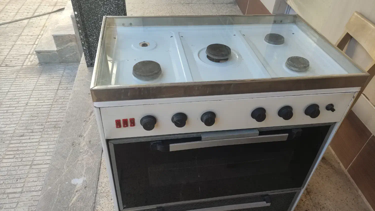 اجاق گاز فر دار ودوجوجه.گردان|اجاق گاز و لوازم برقی پختوپز|شهرکرد, |دیوار